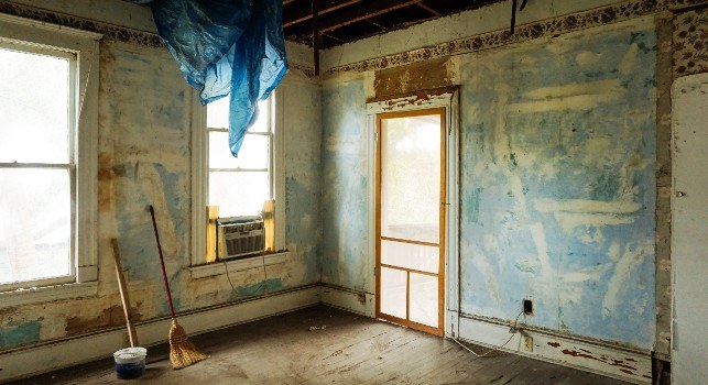 what to look for when buying a house: signs of a bad flip